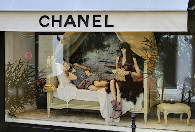 Display window